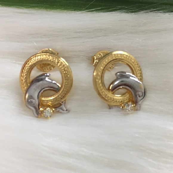 Dolphin Stud Earrings In 18K Brazilian Gold filled - Picture 2 of 3